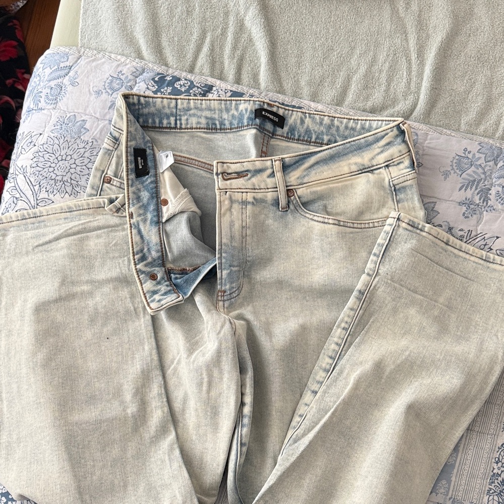 Express Pale Blue Women's Straight Leg Jeans Boyfriend Mid Rise